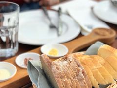 餐前面包-Paulaner·德国帕拉娜自酿啤酒餐厅(海上世界店)