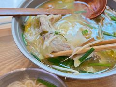 -犟一碗双椒鸡面(得意世界店)