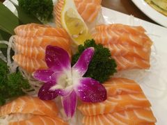 -青瓦餐厅·生鱼片·韩园烤肉(西塔店)