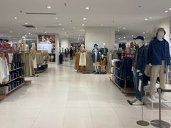 -优衣库(重庆星光时代广场店)
