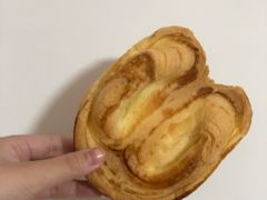 蝴蝶酥-国际饭店·帆声西饼屋(黄河路店)