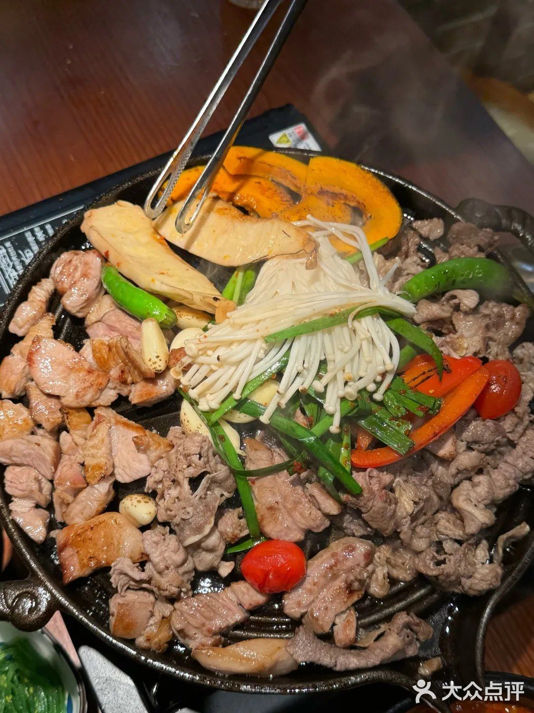 六点坐满人,一半香港人!