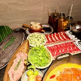 终于吃上了三出山，大网红火锅🍲