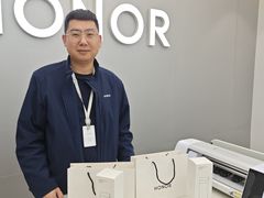 -荣耀授权体验店(双井富力店)