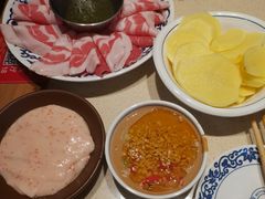 -东镇老火锅(长春路首店)