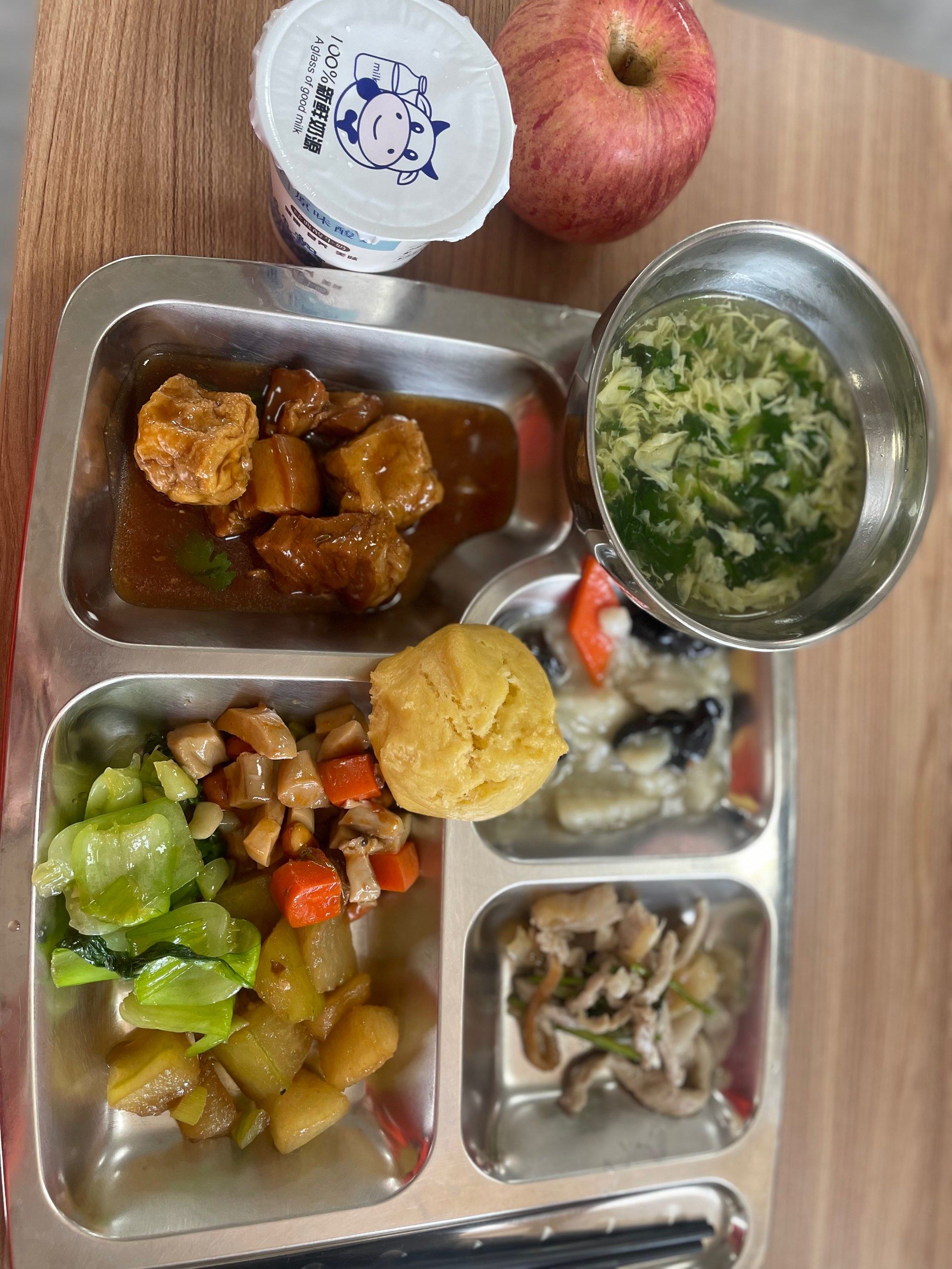 食堂的饭菜怎么样