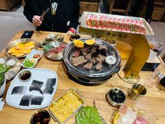 -青瓦餐厅·生鱼片·韩园烤肉(西塔店)