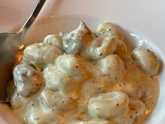 土豆面配香肠蓝乳酪酱-La Tavernetta(Bar à Vin)(乌鲁木齐路店)