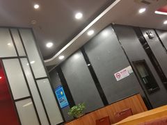 -新田360广场(上海华侨城店)