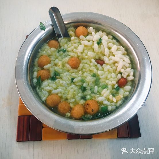 吴氏油茶小吃店