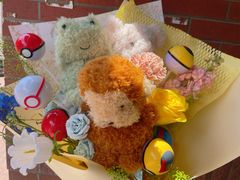 -何兮花店·气球派对鲜花店(马桥银春路万科城店)