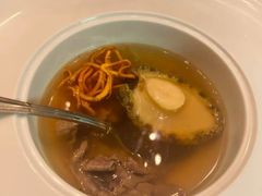 -龙虾酒吧扒房(宁波香格里拉店)