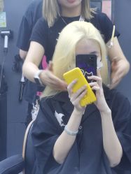 -藤野造型专业烫染接发