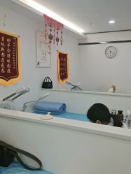 -蕾特恩专业祛痘·皮肤管理