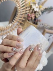 -尤米一站式美甲美睫