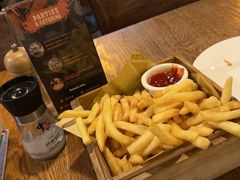 -Geneva日内瓦餐厅(西郊宝成花苑店)