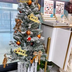 -花系美·美甲美睫精品店