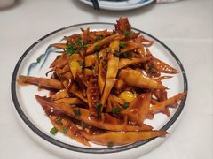 -假装苏杭·迎春花与梅(陆家嘴中心店)