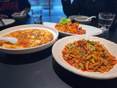 -麻六记(凤凰汇店)