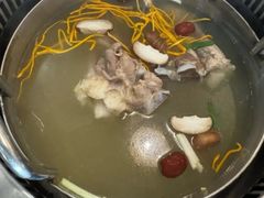 -阿二骨煲(新天地店)