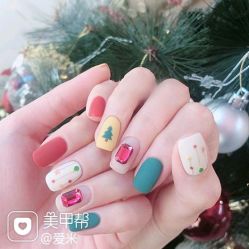 -Pink You美甲洗眉纹绣定制中心