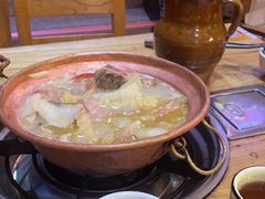 -阿婆情腊排骨火锅(金虹路店)