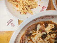 -呷佬·长沙手工米粉(金沙江路店)