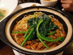 小锅米线-大理实力希尔顿酒店御璽中餐厅YUXI – CHINESE RESTAURANT