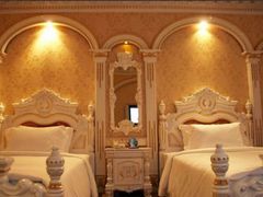 -南洋冠盛酒店(广州天河公园地铁站店)