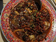 -八府香鸭·啫啫煲(华山路店)