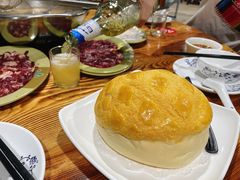 咖喱牛肉菠萝包-三千坪超级火锅市场·土灶牛肉火锅
