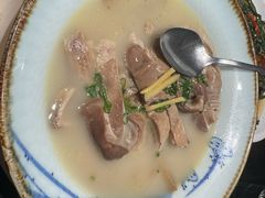 -铜锣湾·有麝自然香(渝北财富中心店)