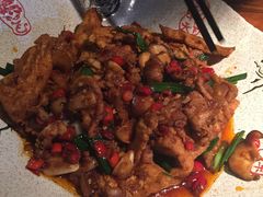 -钟掌勺忘不了地道湘菜(新天地假日广场店)