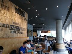 大堂-星巴克臻选(湖滨道店)