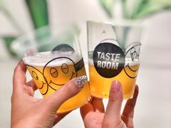 -TASTE ROOM Bar