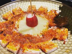 盘龙猪五花-明洞阿姨·韩式酱蟹烤肉·创意料理(三元桥店)