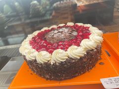 -红跑车蛋糕世界(龙湖杭州西溪天街店)