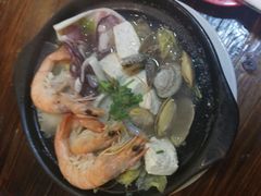 -万和春排骨砂锅米饭(湖北路店)