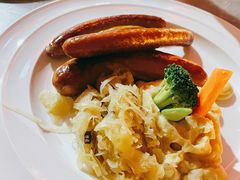 -LENBACH兰巴赫西餐啤酒坊(大连东港店)