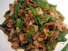 -费大厨辣椒炒肉(万家丽一店)