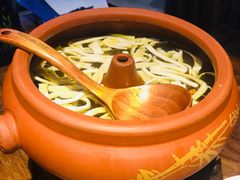 三七汽锅鸡-雀舞云南菜(乐客城店)