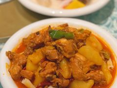 新疆大盘鸡-巴扎美食·新疆菜·西域歌舞表演餐厅(新疆大厦店)