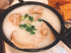 -大师傅粥品(埃华街)