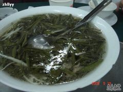 肉丝莼菜汤-石家饭店原址