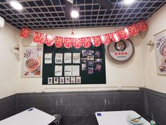 -进哥湖南津市牛肉粉店(下沙店)