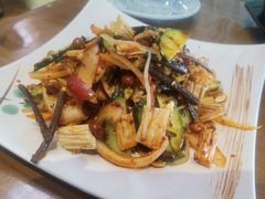 -长寿参鸡汤(朝韩风情街店)