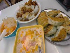 -芬芳甜品(同福路店)
