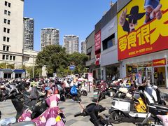 -万达广场(南昌红谷滩店)