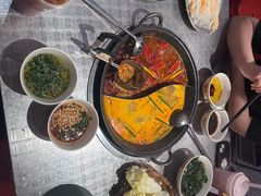 -朱光玉火锅馆(龙阳广场店)