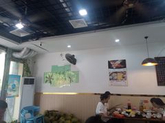 -老何家后安粉·糟粕醋海鲜火锅(三亚湾椰梦长廊店)